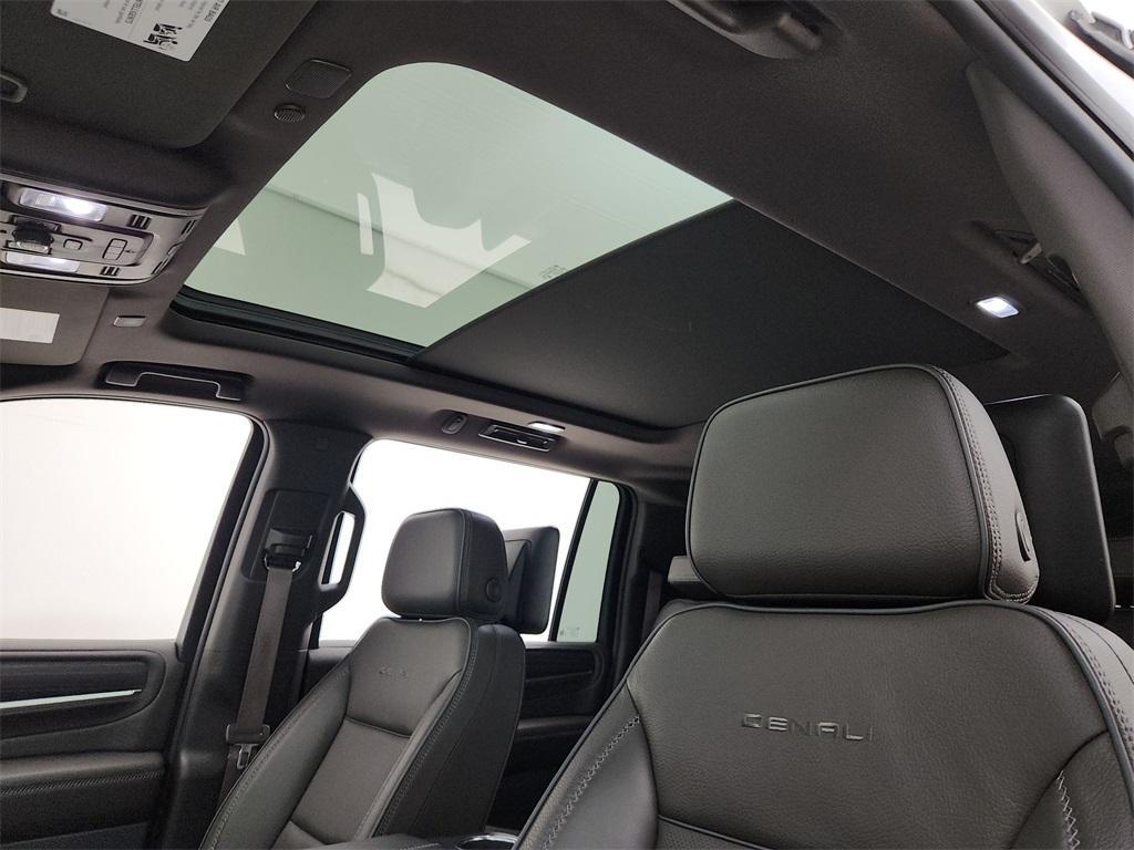 used 2023 GMC Yukon XL car, priced at $65,992
