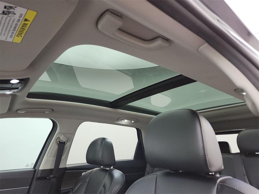 used 2022 Kia Sorento car, priced at $24,500