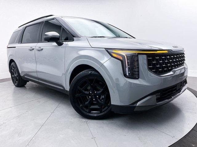 used 2025 Kia Carnival Hybrid car, priced at $47,491