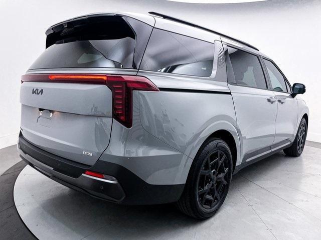 used 2025 Kia Carnival Hybrid car, priced at $47,491