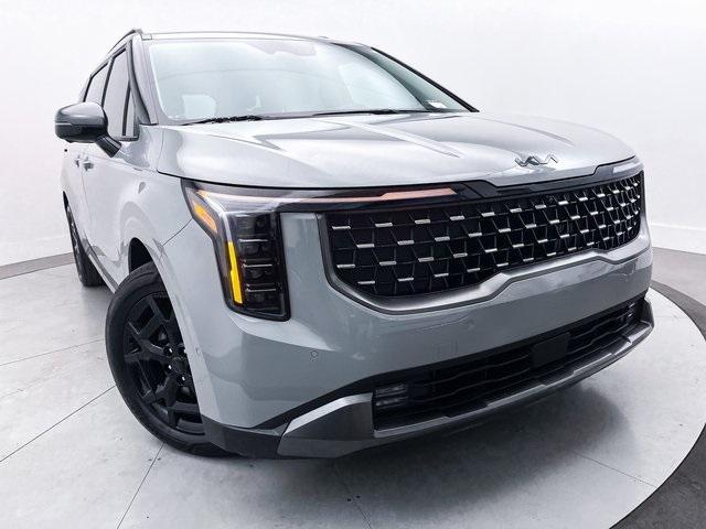 used 2025 Kia Carnival Hybrid car, priced at $47,491