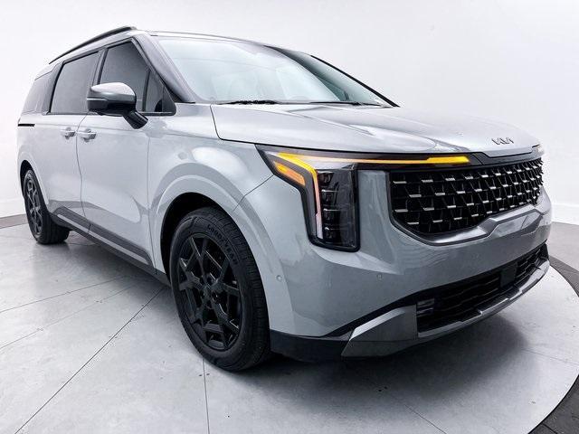 used 2025 Kia Carnival Hybrid car, priced at $47,491