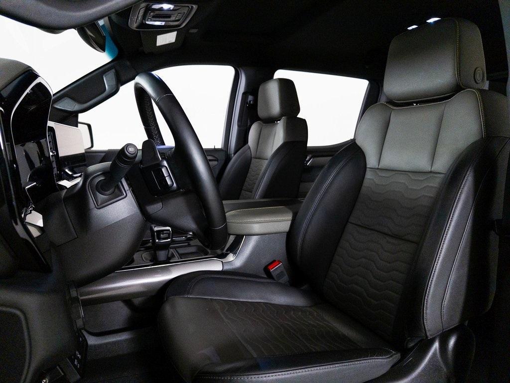 used 2024 Chevrolet Silverado 1500 car, priced at $58,993