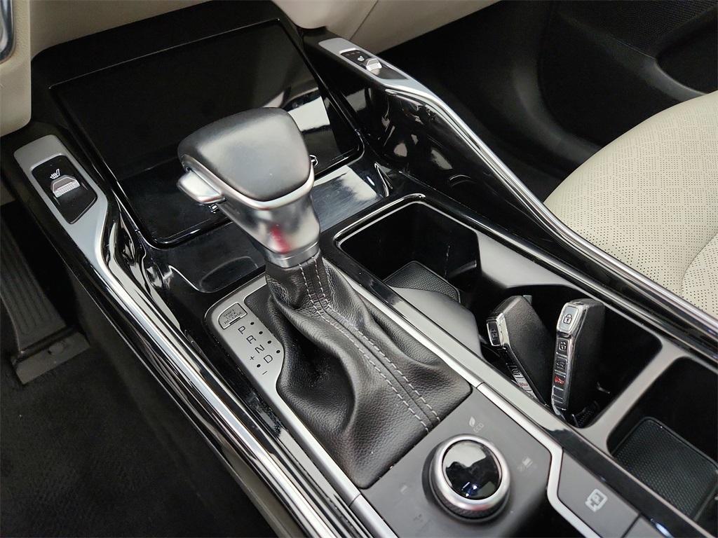 used 2022 Kia Sorento car, priced at $29,592