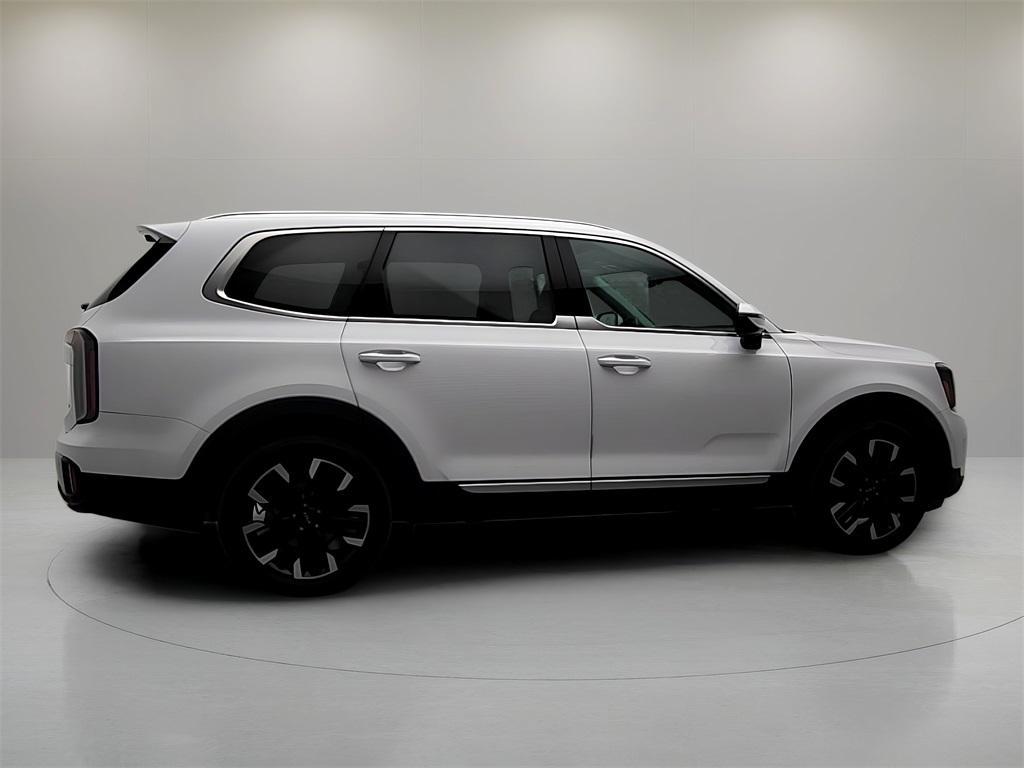 used 2023 Kia Telluride car, priced at $40,994