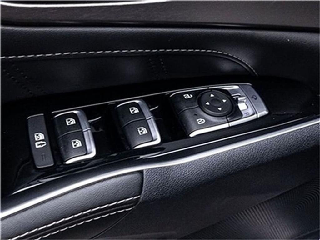 used 2023 Kia Sorento car, priced at $27,499