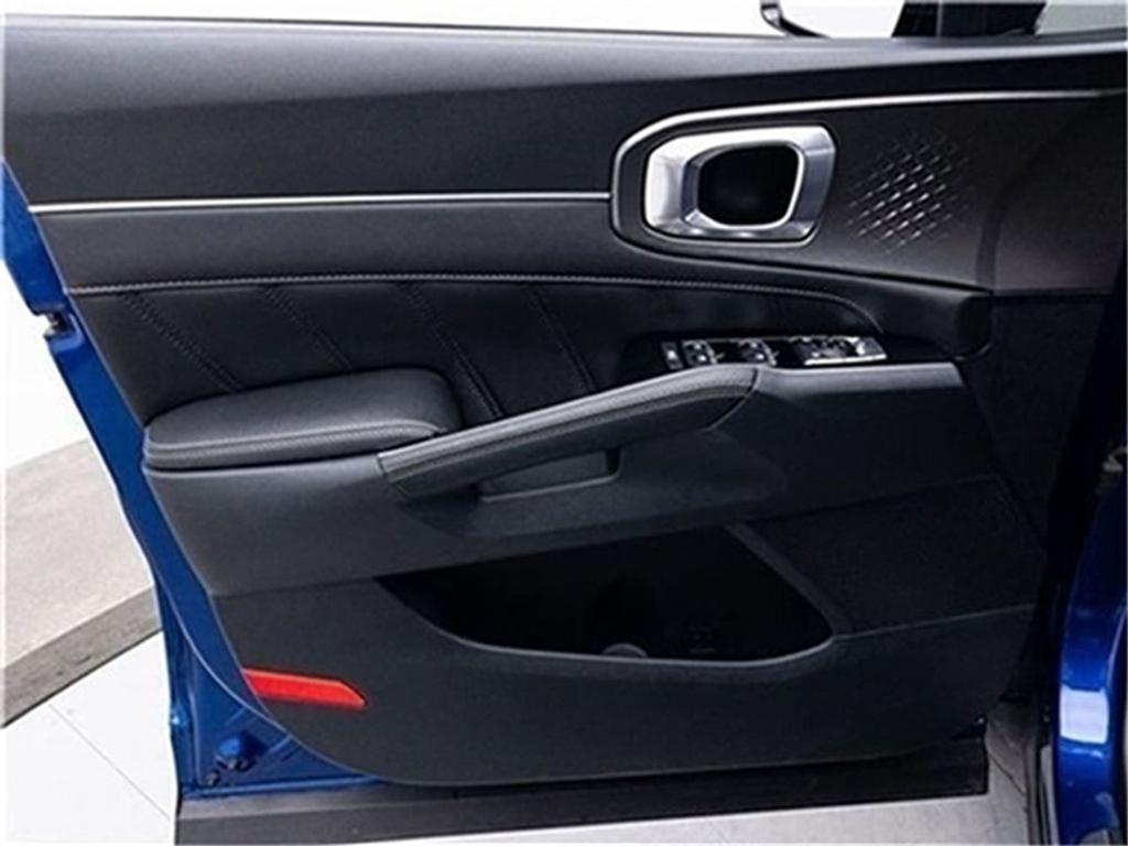 used 2023 Kia Sorento car, priced at $27,499