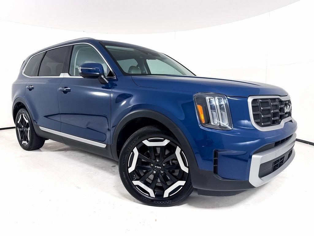 used 2023 Kia Telluride car, priced at $35,900