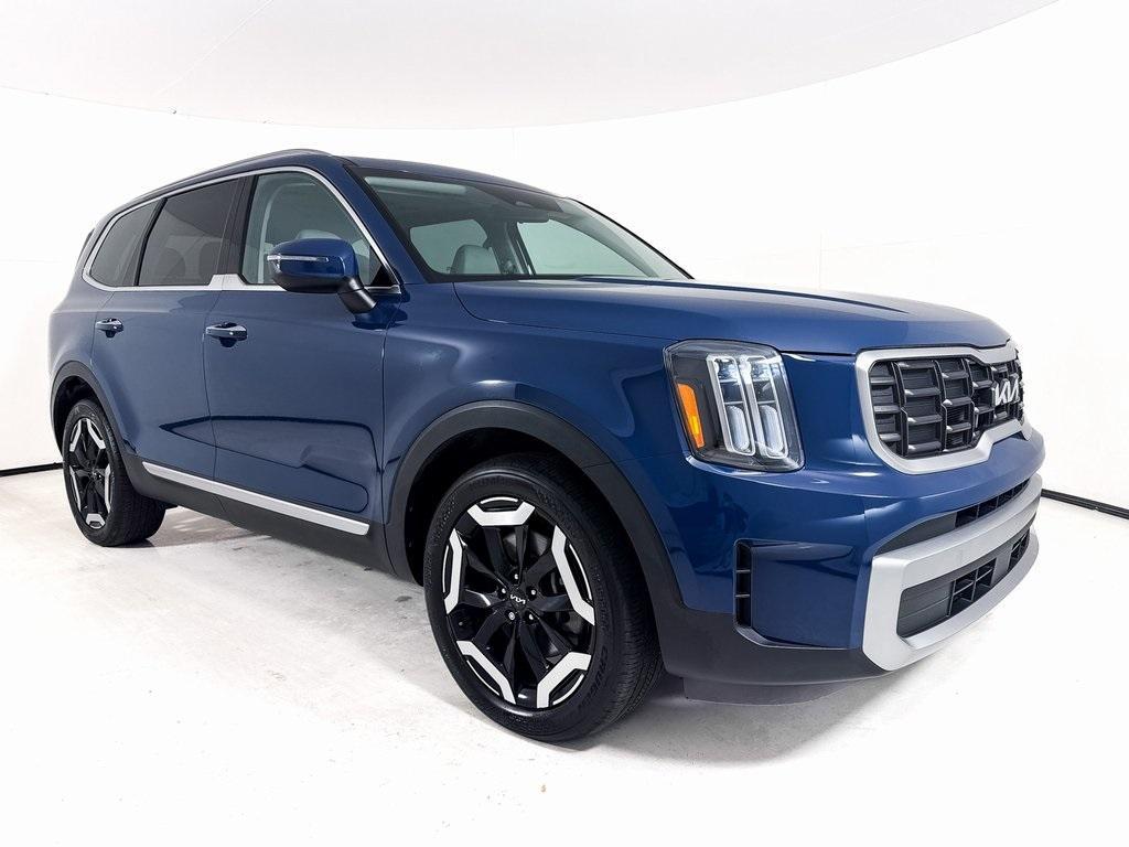 used 2023 Kia Telluride car, priced at $35,900