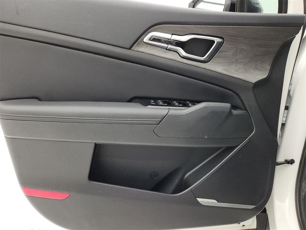 used 2024 Kia Sportage Plug-In Hybrid car, priced at $30,394