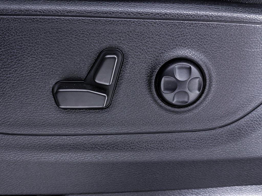used 2021 Ram 1500 car, priced at $70,992