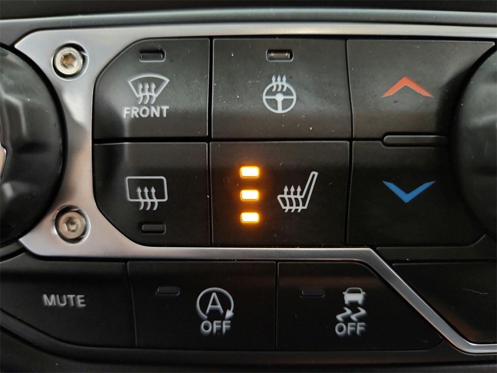 used 2022 Jeep Gladiator car, priced at $30,993
