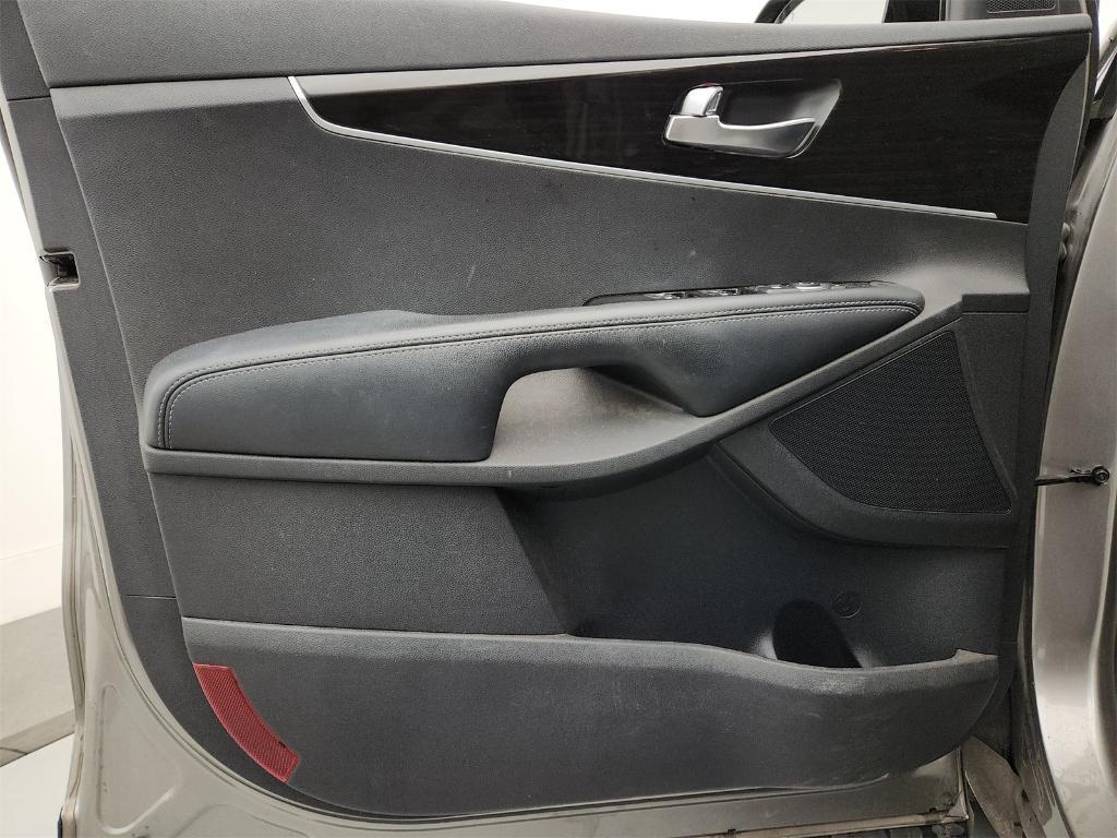 used 2019 Kia Sorento car, priced at $12,985