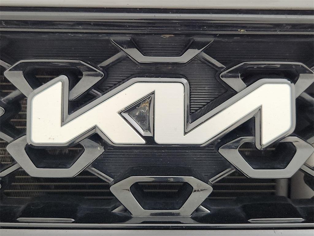 used 2022 Kia Sorento car, priced at $24,998