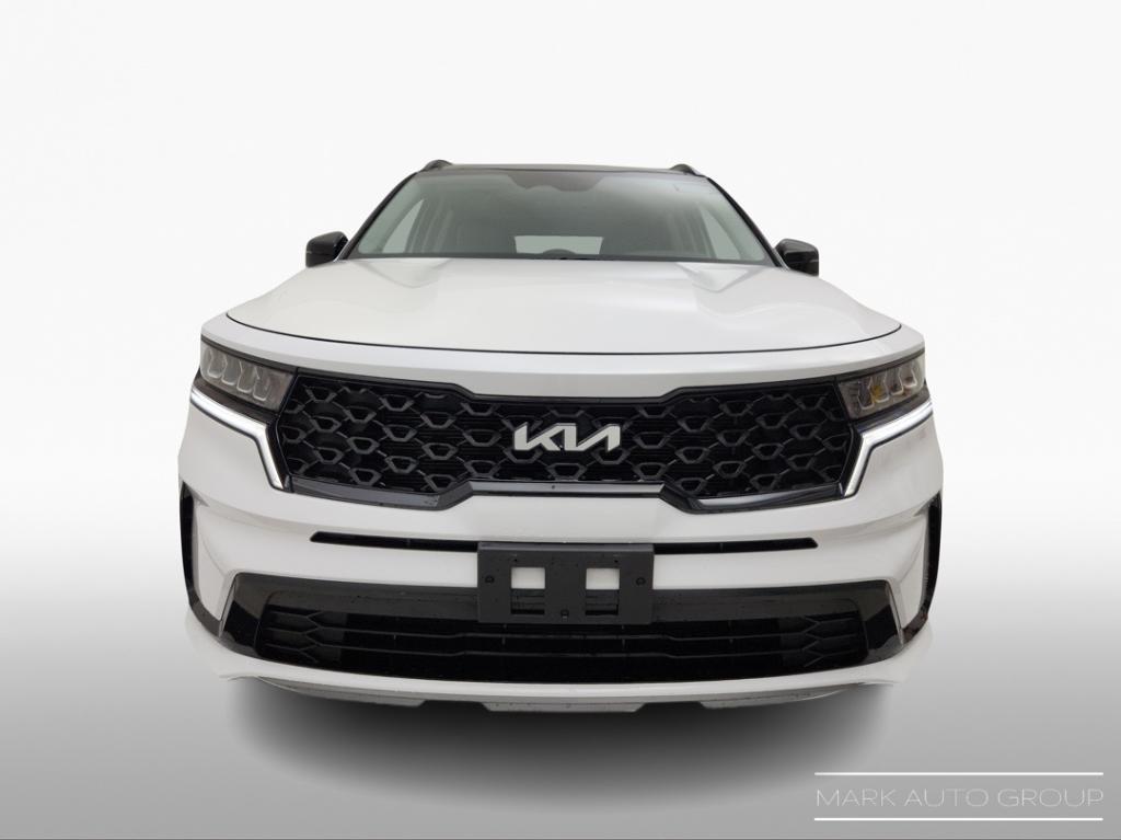 used 2022 Kia Sorento car, priced at $22,599