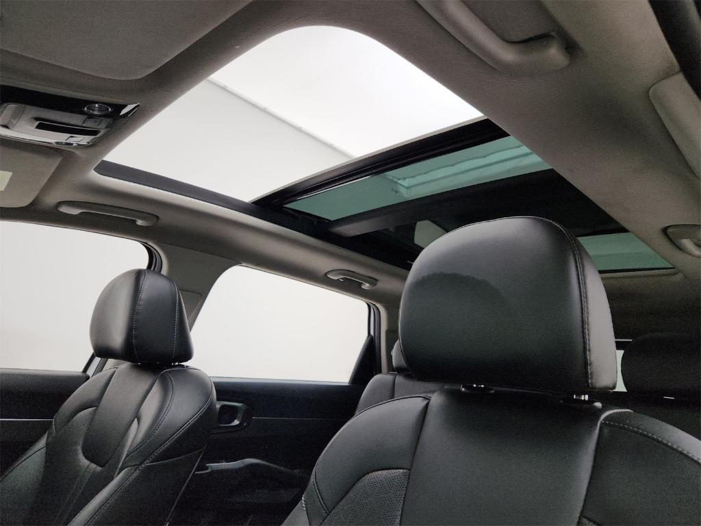 used 2022 Kia Sorento car, priced at $22,599