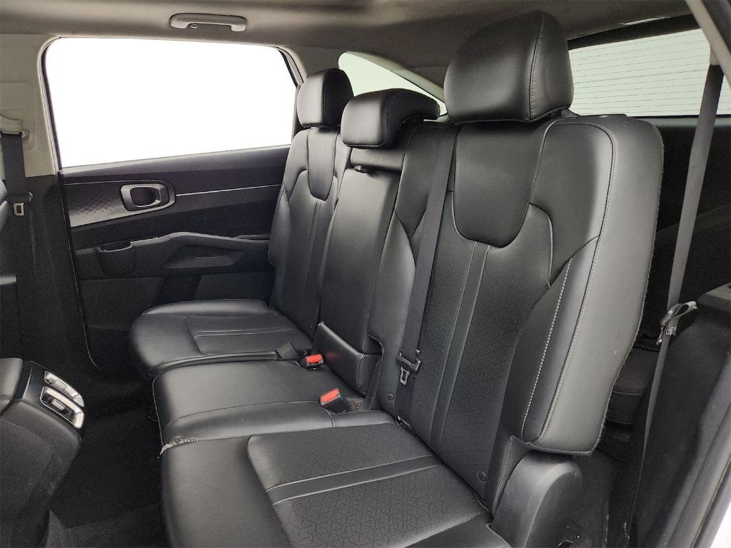 used 2022 Kia Sorento car, priced at $22,599