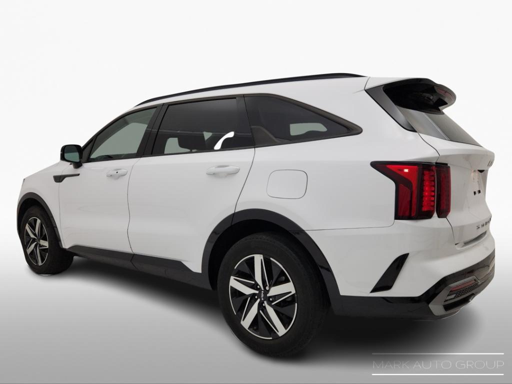 used 2022 Kia Sorento car, priced at $22,599