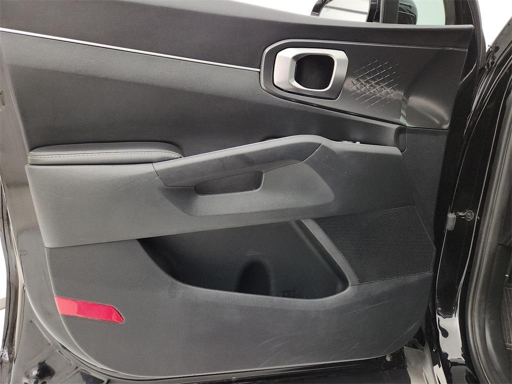 used 2023 Kia Sorento car, priced at $21,993