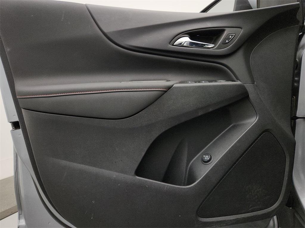 used 2023 Chevrolet Equinox car, priced at $24,591