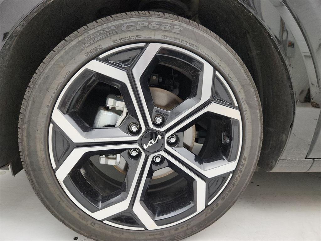 used 2024 Kia Niro car, priced at $29,077