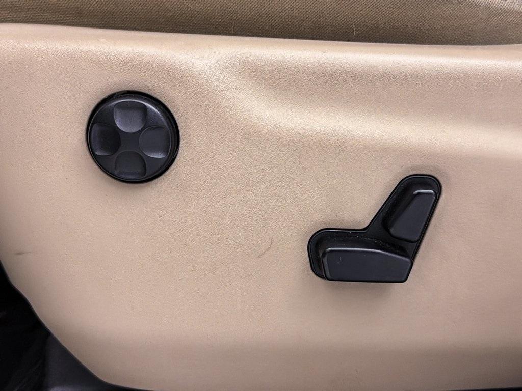 used 2014 Jeep Grand Cherokee car, priced at $10,982