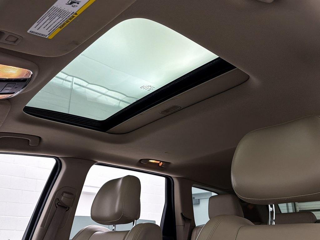 used 2014 Jeep Grand Cherokee car, priced at $10,982