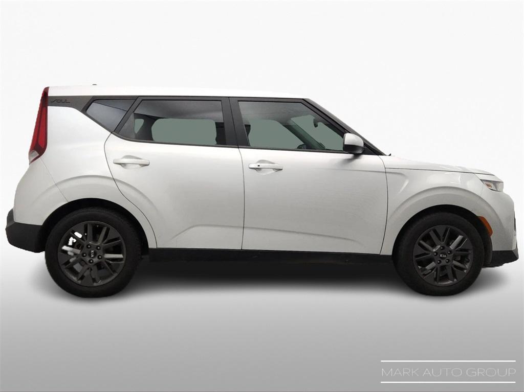 used 2021 Kia Soul car, priced at $13,991