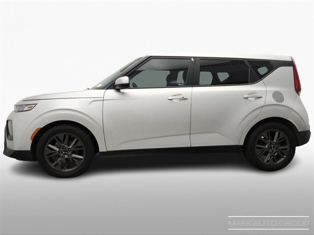 used 2021 Kia Soul car, priced at $13,991