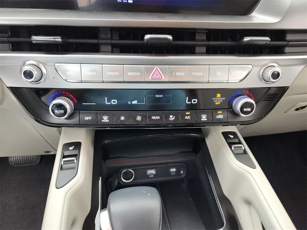 used 2024 Kia Telluride car, priced at $38,990