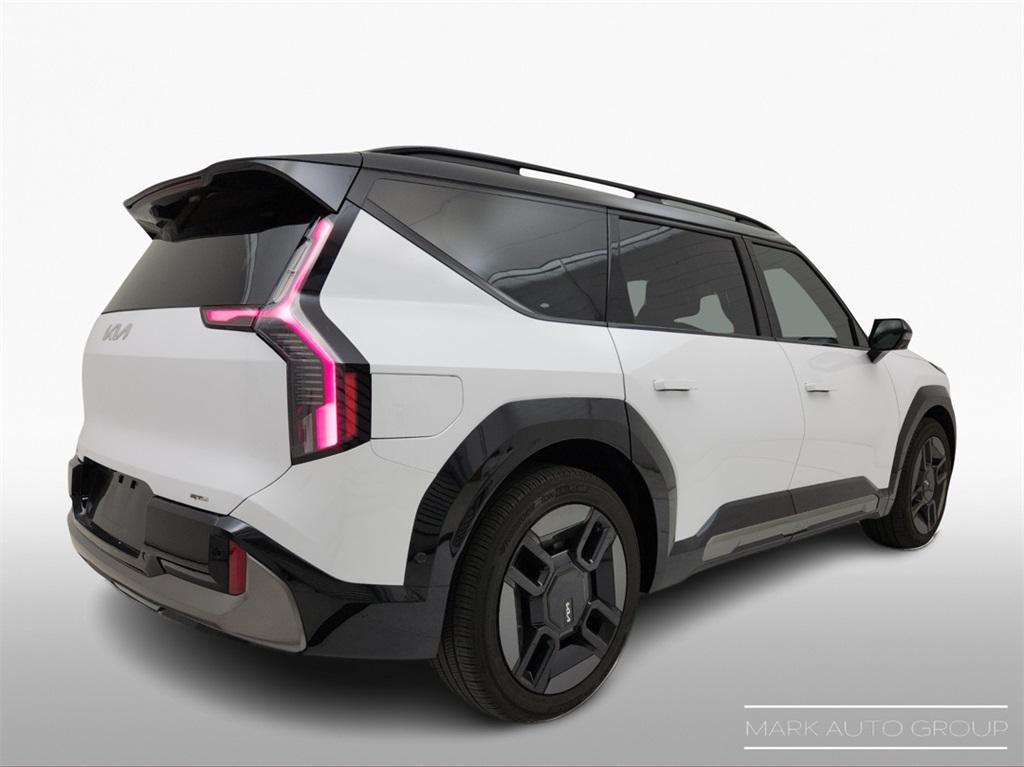 used 2026 Kia EV9 car, priced at $62,998