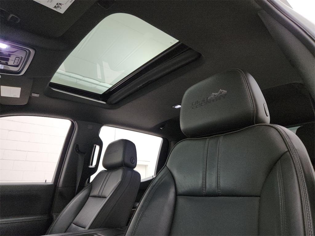 used 2021 Chevrolet Silverado 1500 car, priced at $39,692