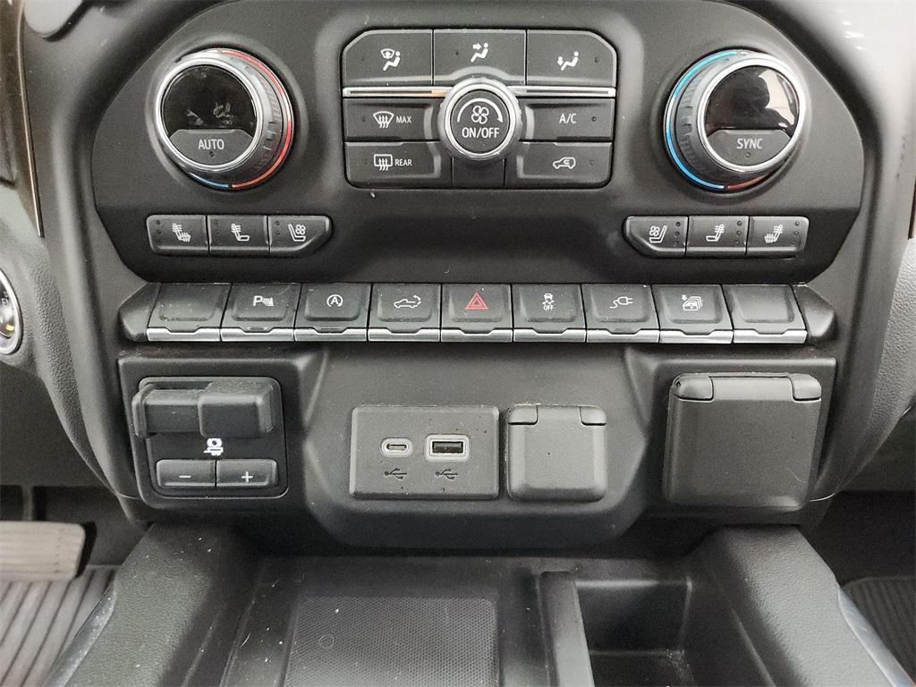 used 2021 Chevrolet Silverado 1500 car, priced at $39,692