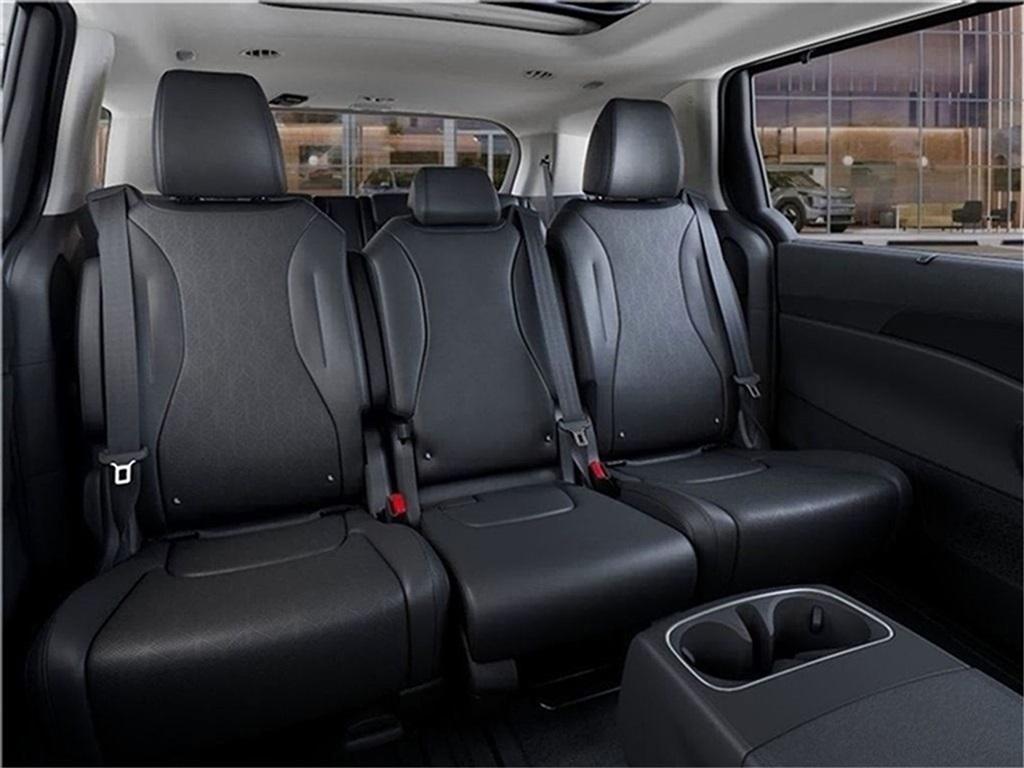 new 2025 Kia Carnival Hybrid car, priced at $49,353
