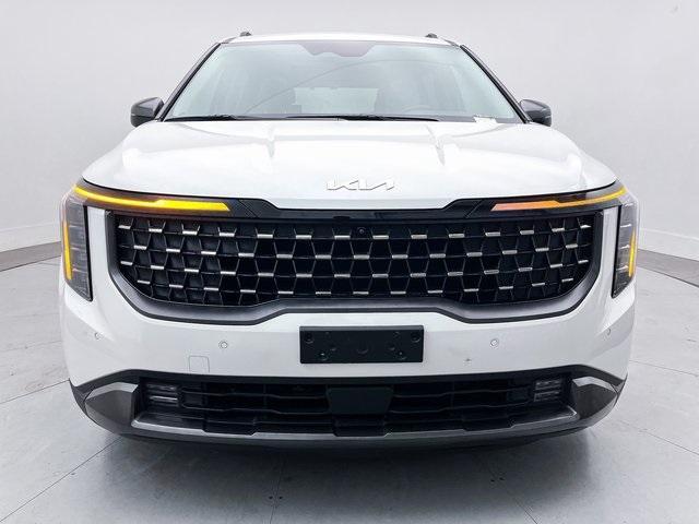 used 2025 Kia Carnival car, priced at $41,498