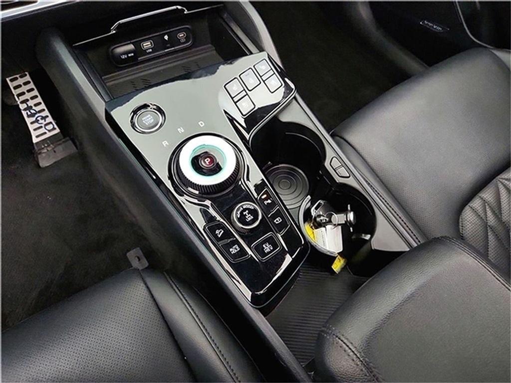 used 2024 Kia Sportage Plug-In Hybrid car, priced at $33,296
