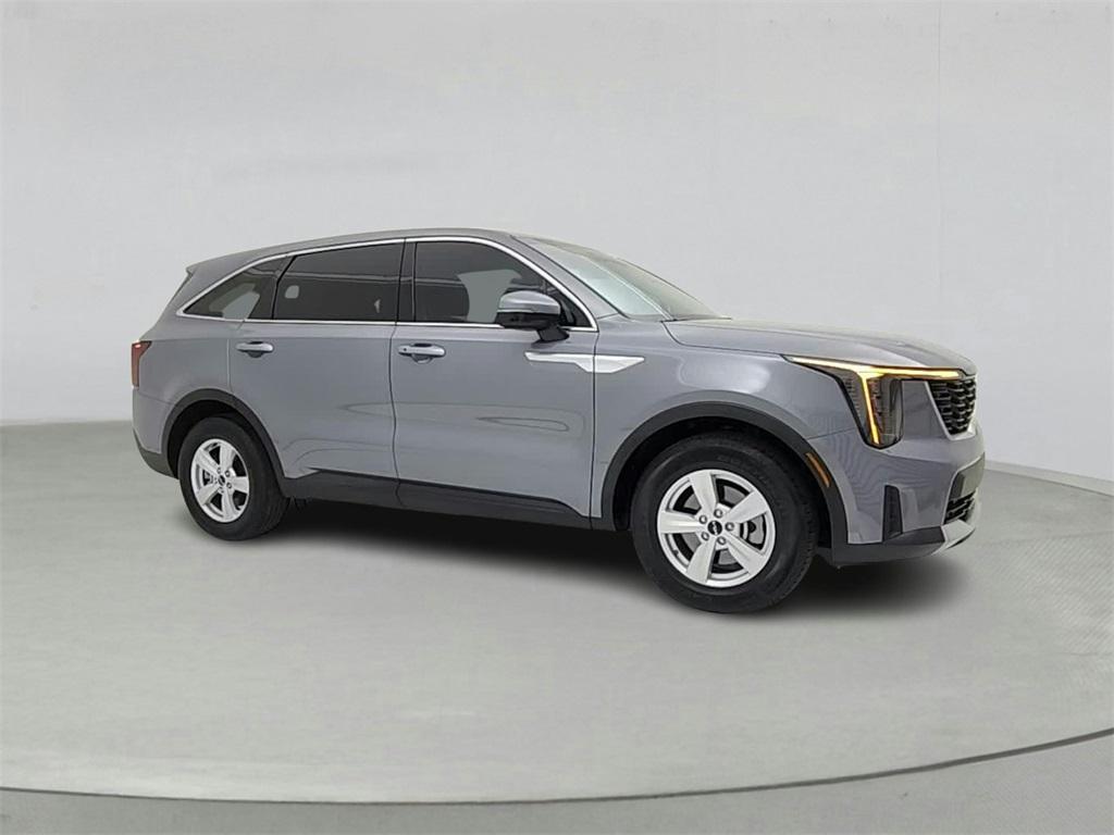 used 2024 Kia Sorento car, priced at $30,491