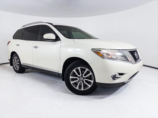 used 2015 Nissan Pathfinder car, priced at $12,980