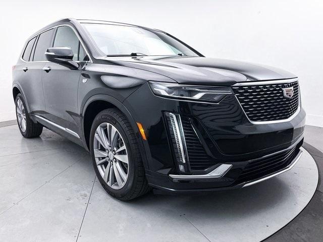 used 2024 Cadillac XT6 car, priced at $40,991
