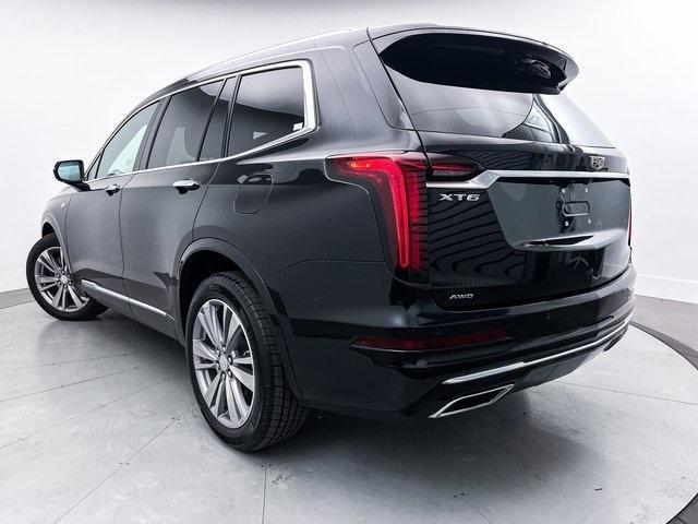 used 2024 Cadillac XT6 car, priced at $40,991