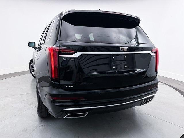 used 2024 Cadillac XT6 car, priced at $40,991