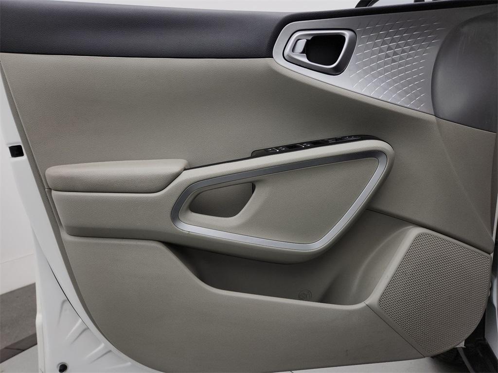 used 2021 Kia Soul car, priced at $13,691