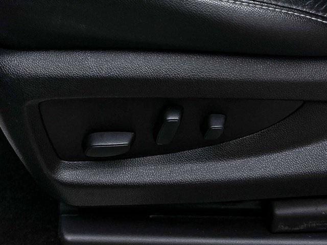 used 2018 GMC Yukon XL car, priced at $20,995
