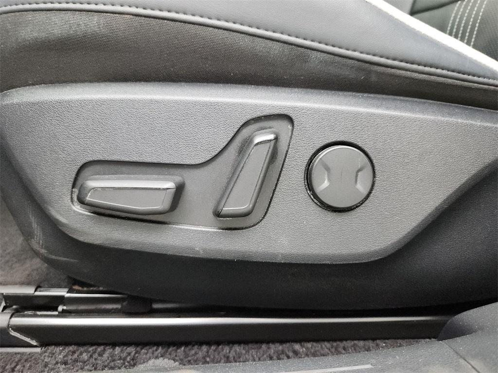 used 2023 Kia EV6 car, priced at $27,972