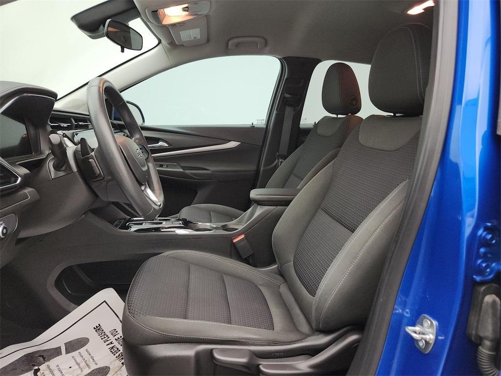 used 2023 Chevrolet Bolt EUV car, priced at $20,990