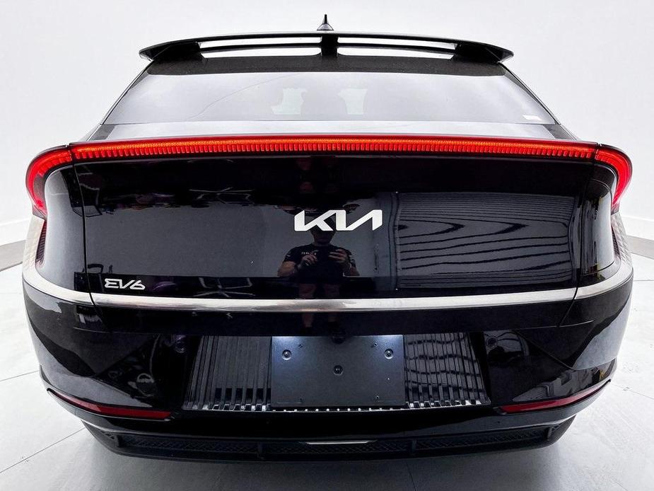 used 2022 Kia EV6 car, priced at $30,980