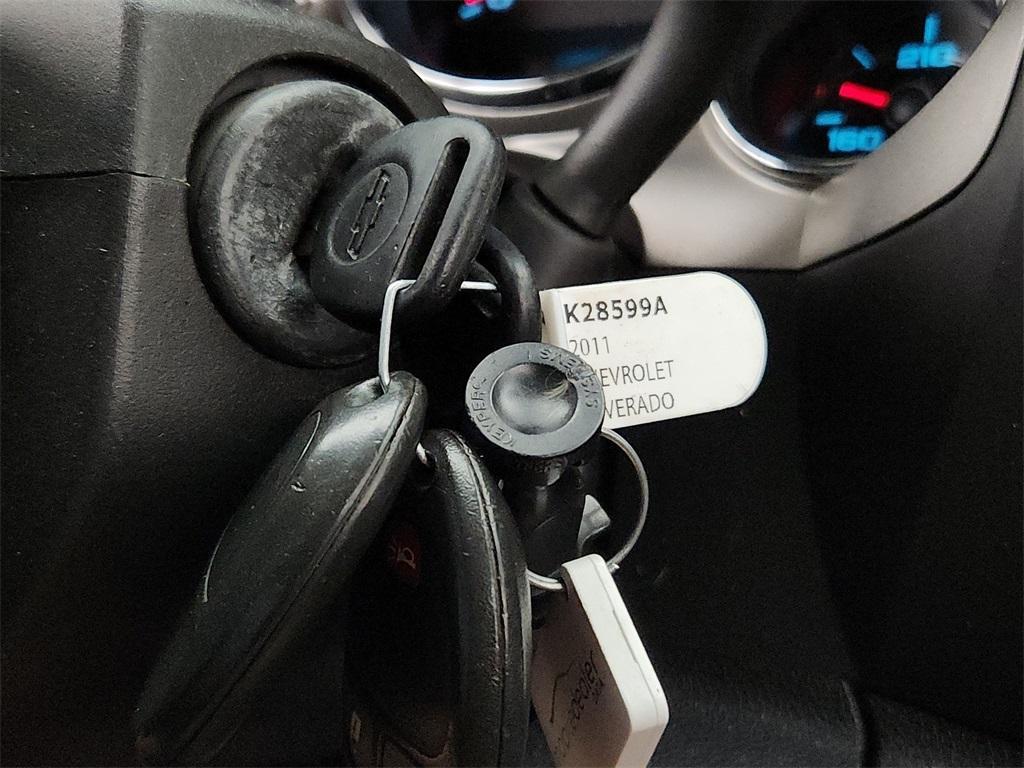 used 2011 Chevrolet Silverado 2500 car, priced at $21,591