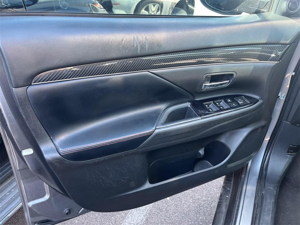 used 2020 Mitsubishi Outlander car, priced at $10,998