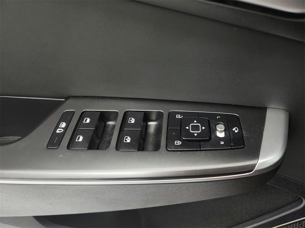 used 2022 Kia EV6 car, priced at $25,993