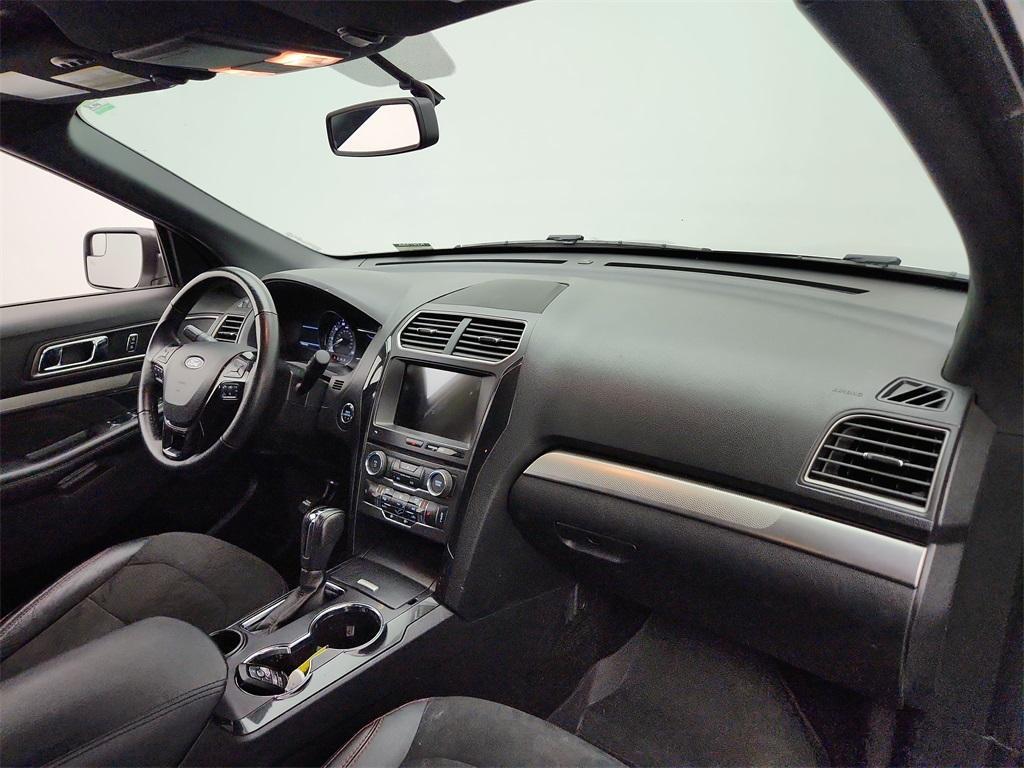 used 2018 Ford Explorer car